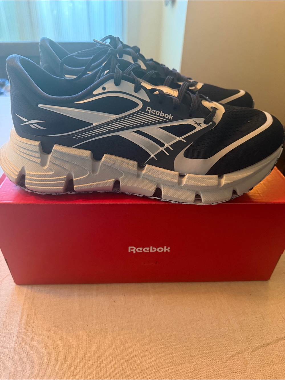 Reebok FloatZig 2 Running Shoes Navy Gray Men’s 9.5 Women’s 11 NIB
